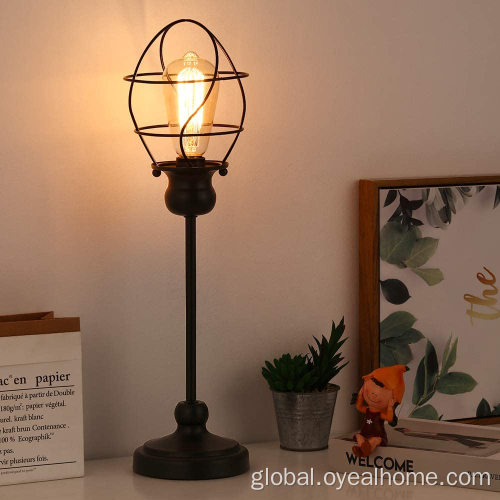 China Geometric Desk Lamp with Metal Wire Cage Factory